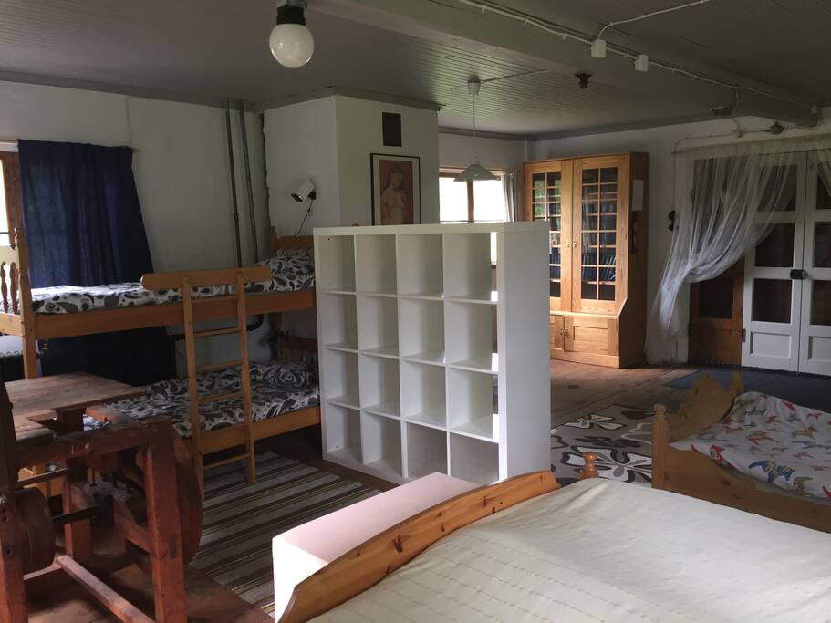 Entire House on farm sleeps 7 people