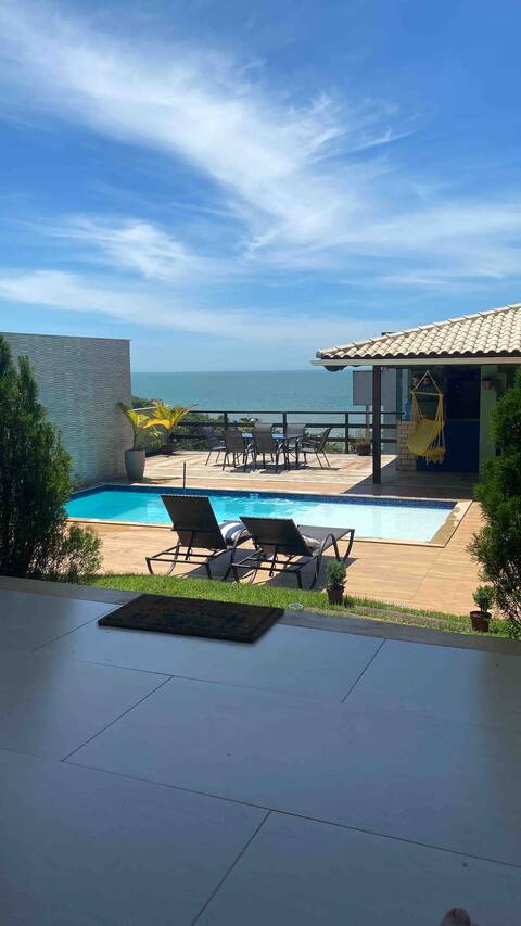 Beach house with pool and barbecue area! 🏝