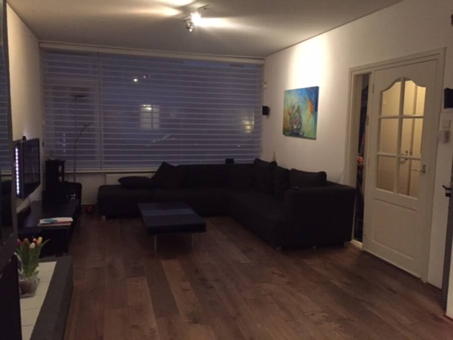living room with lounge sofa