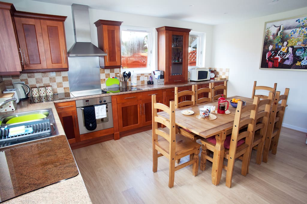 Spacious kitchen