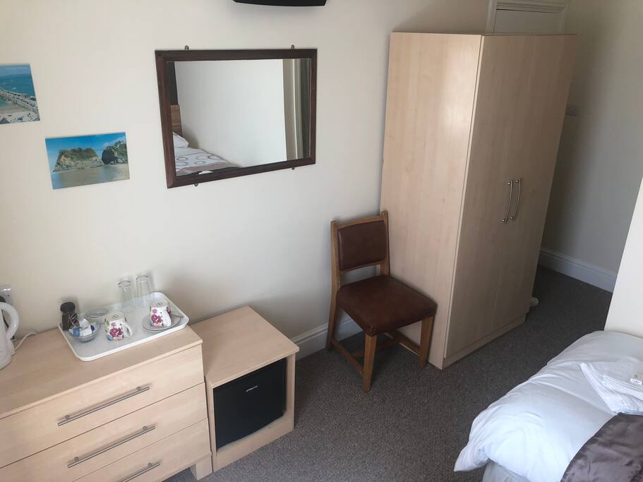 Guest room