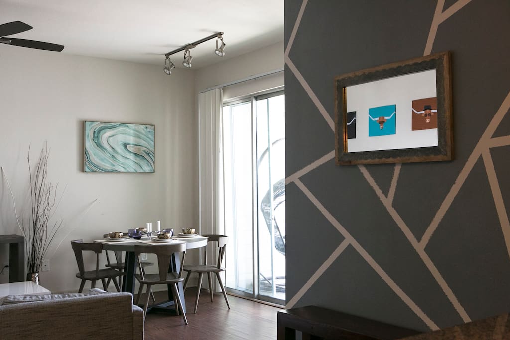 Dining Room Perfect for Four
