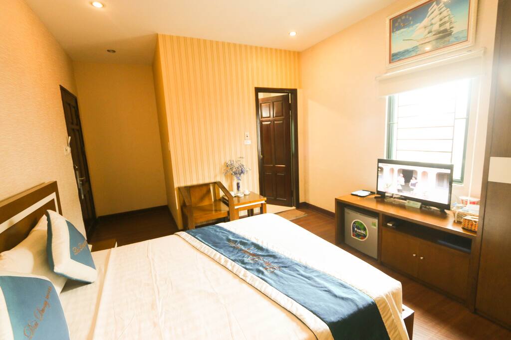 the room brings the brights and comfotable for everyone.
