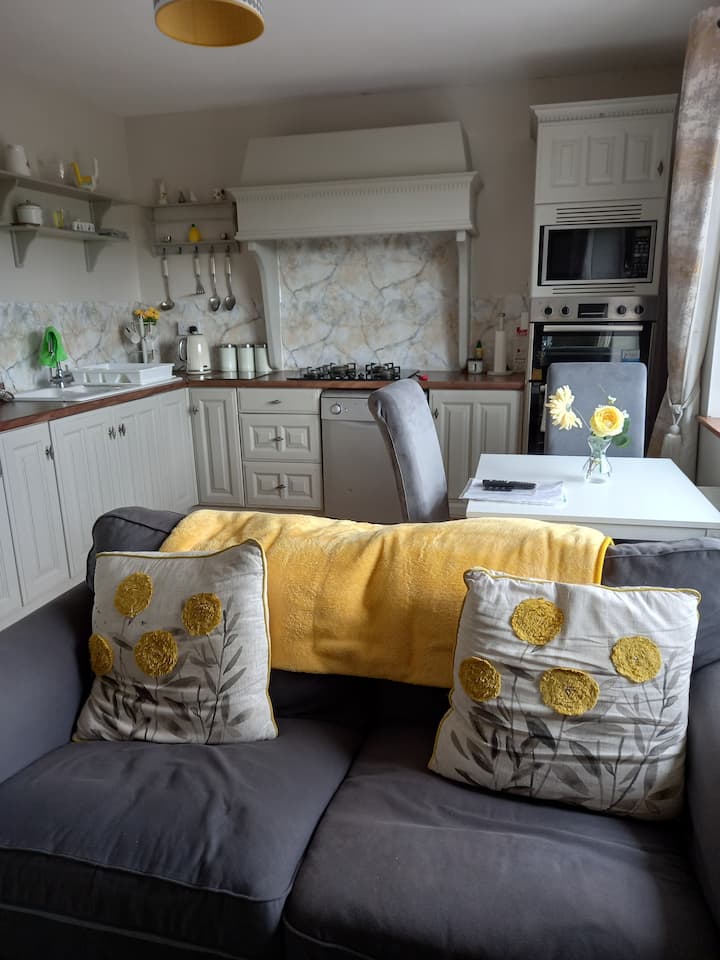 Lake View Apartment In Bantry, West Cork. - Bantry