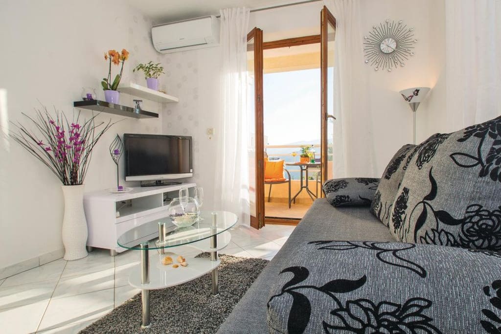 Living room, Surface: 9 m²