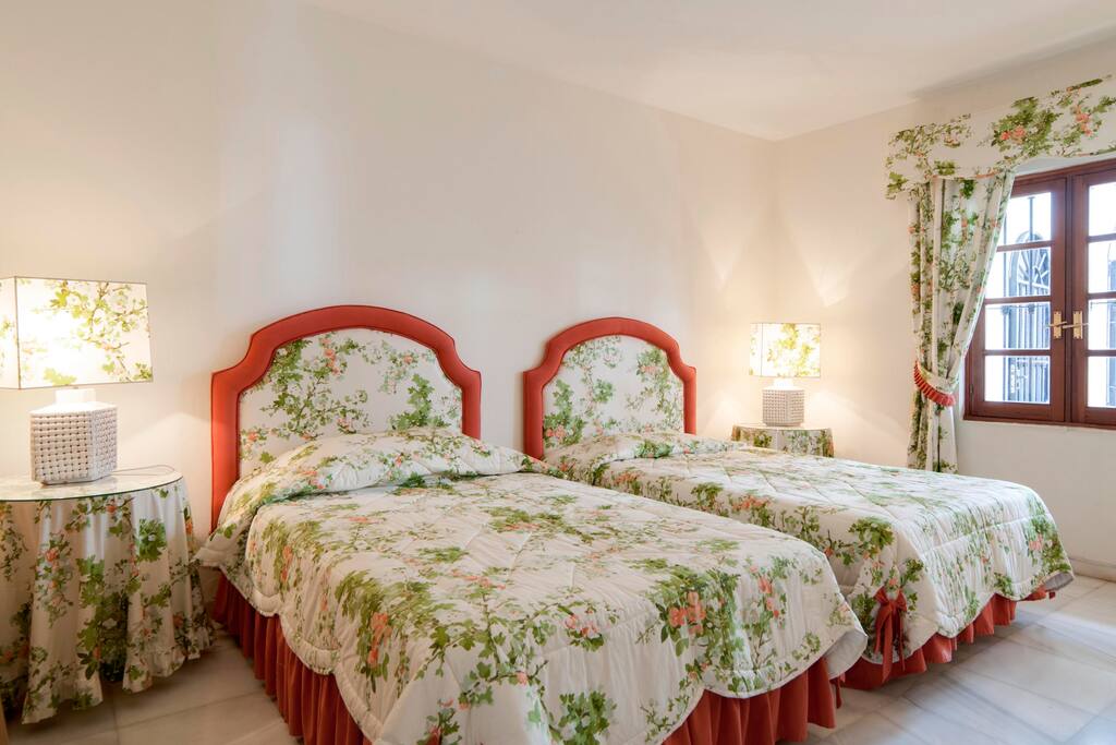 Flower room