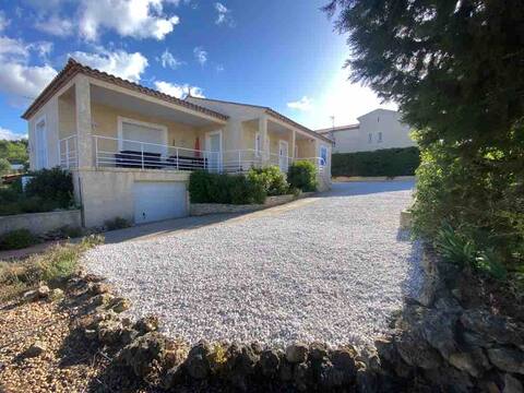 3-bedroomed villa, heated pool and stunning views