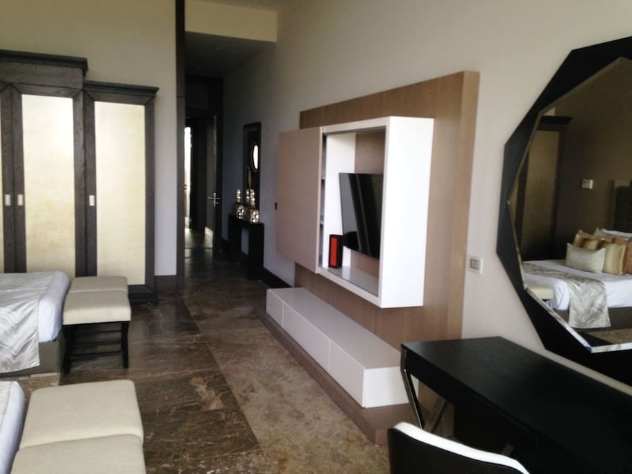 Third bedroom with TV & desk