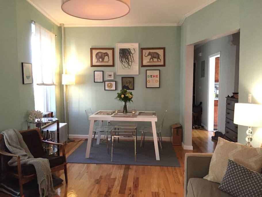 Dining table comfortably sits 4
