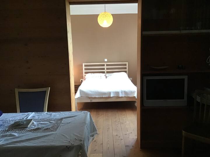 Krevat dopio 140 cm i gjerë