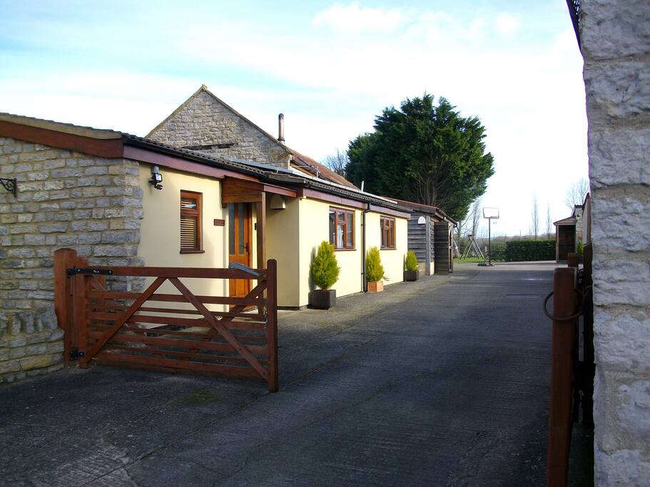 Wide entrance