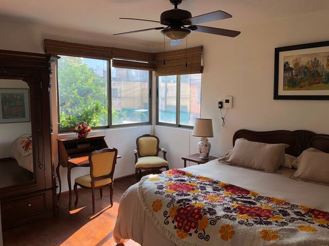 Casa del Sol-Beautiful family home in Mexico City gallery image 3