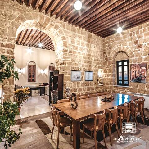 Anfeh sea view villa with pool (Ô  Fleur de Sel)