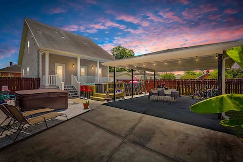 Plus New Jaccuzi Pool Oasis Bike Grill-N-Chill