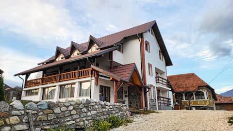 Casa Tesoro Guesthouse