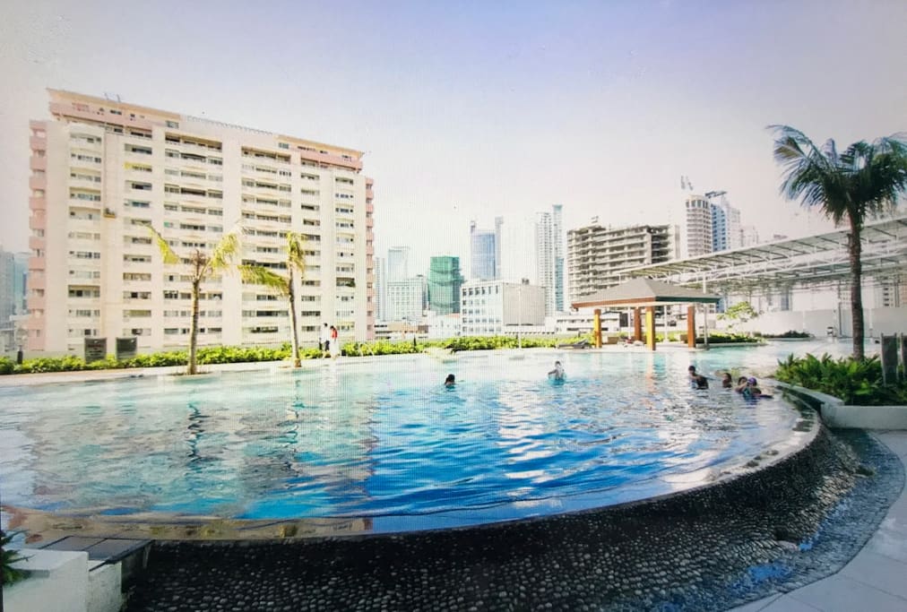 450 square meters lap swimming pool
