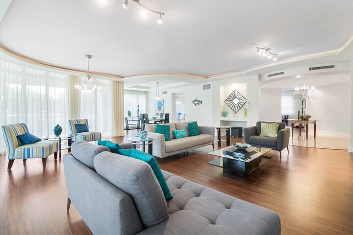 EXTRAORDINARYBeach Resort, location, amenities BIG gallery image 3