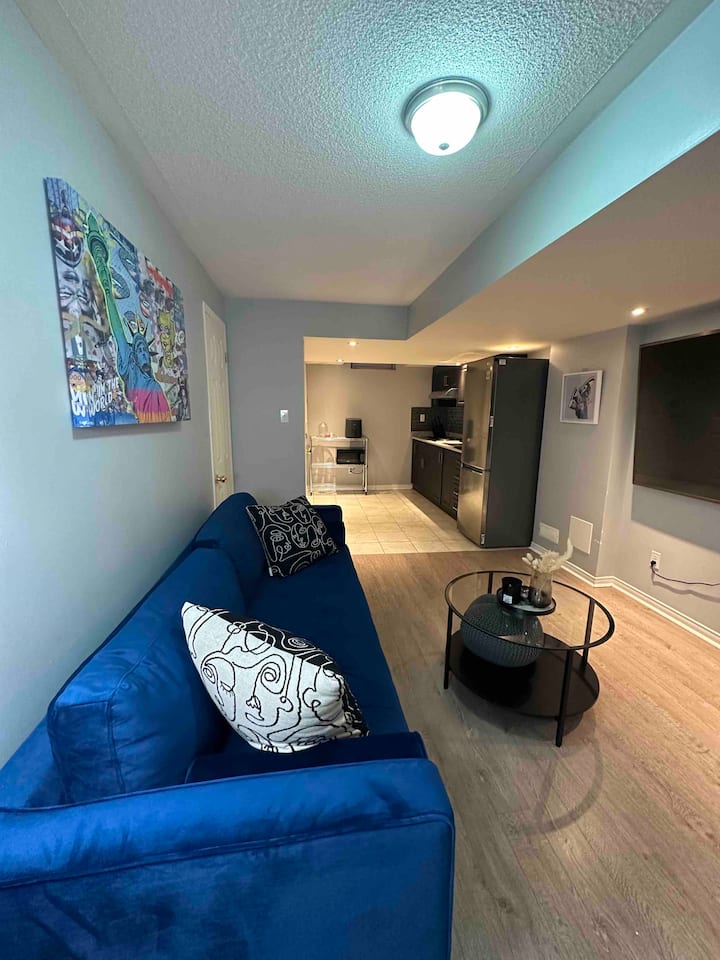 Central City  10 Mins To Yyz Airport - Toronto