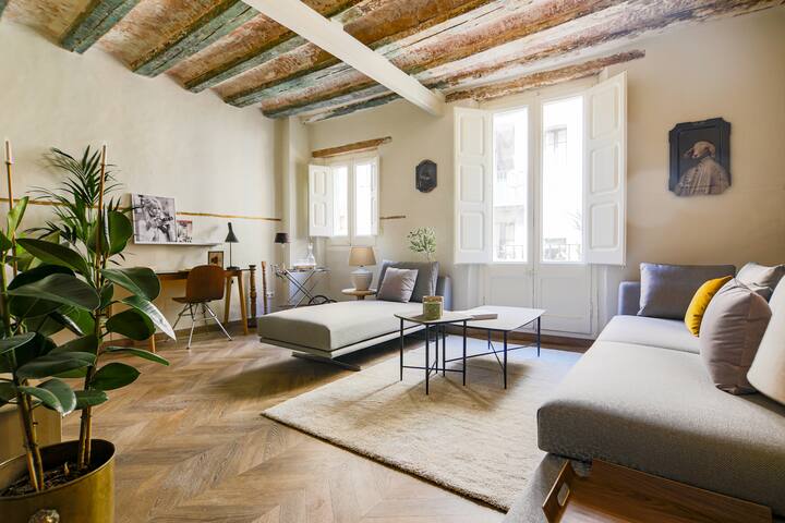 Serviced Apartment next to Ramblas gallery image 5