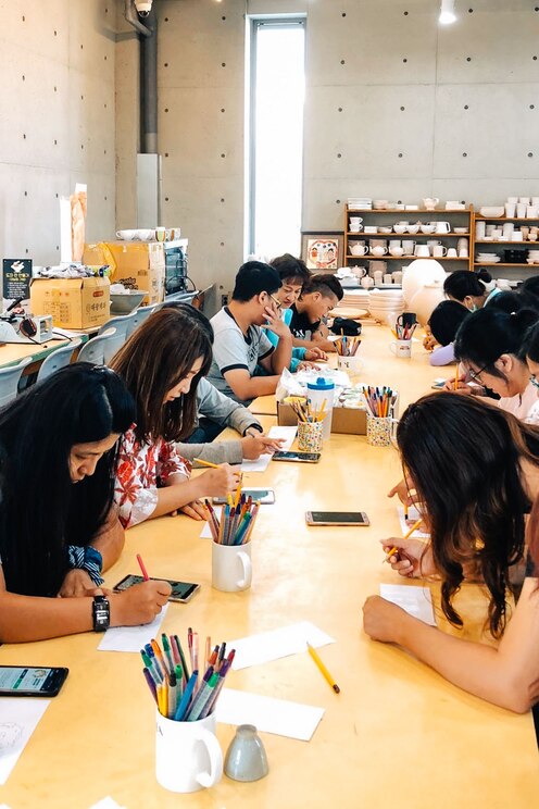 도예공방 들꽃마을에서 작가와 함께 멋진 나의 도자기를 만들어 보세요. 도예공방 들꽃마을에서 작가와 함께 멋진 나의 도자기를 만들어... 