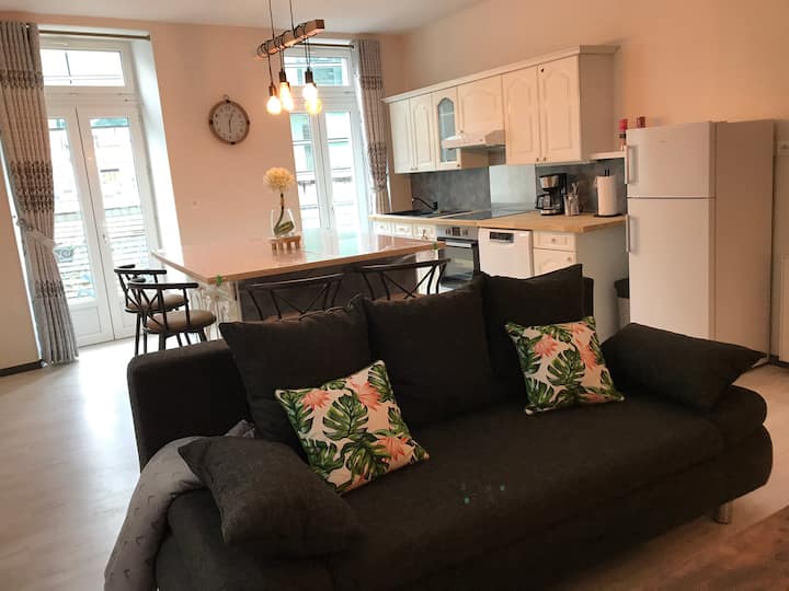 Bien Situé Appartement 1 - 루르드
