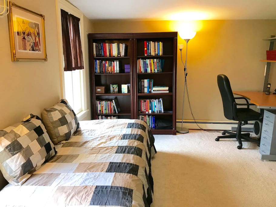 Guest bedroom