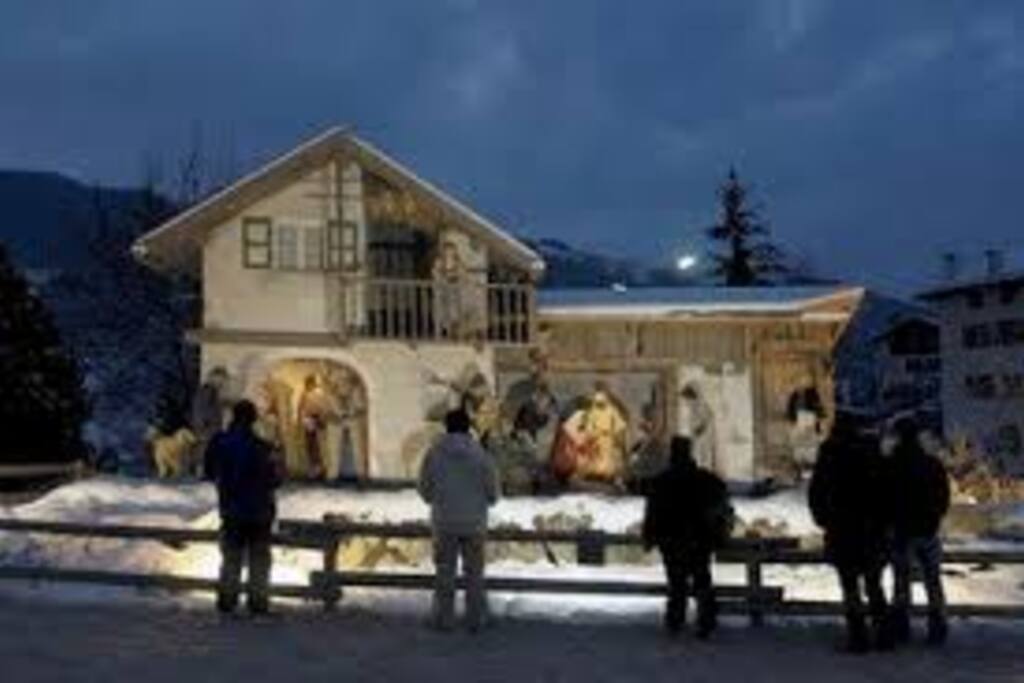 Presepe in piazza a Tesero