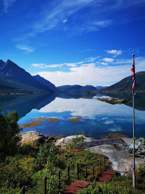 Large cabin with lovely views, boat and sauna