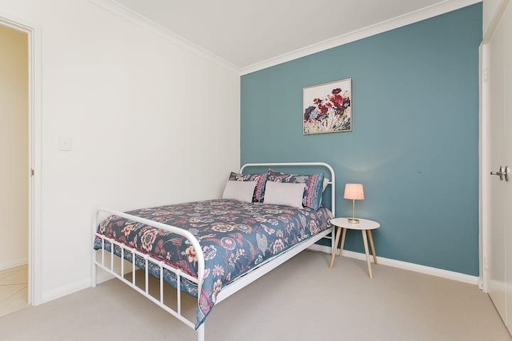 საძინებელი 2