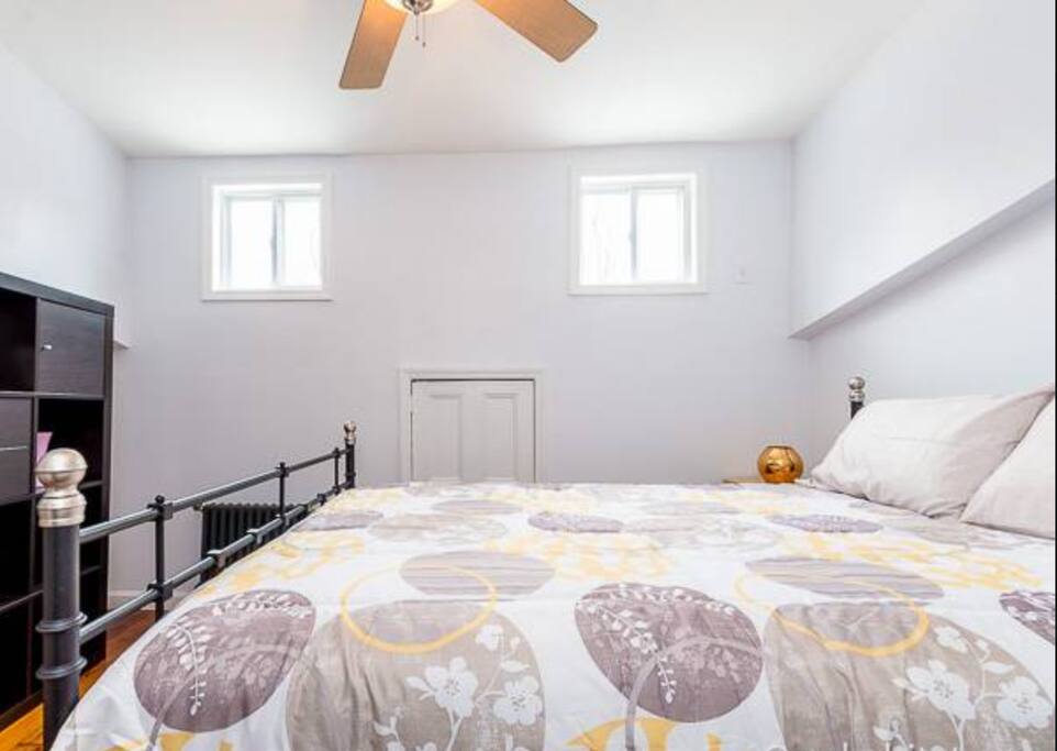 Queen Sized Bedroom