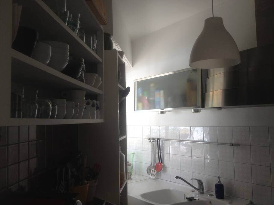 La cuisine.... petite, mais complète!