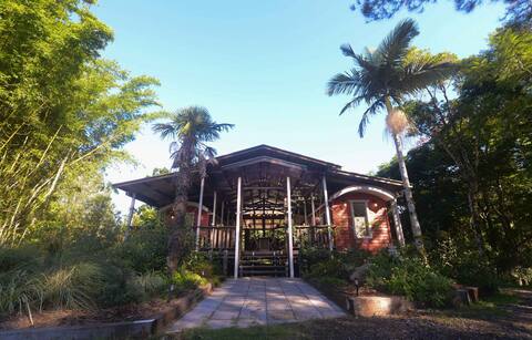 Unique hideaway train carriages experience.