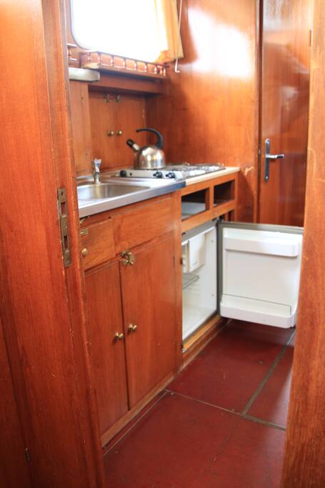 Die Küche (Pantry)