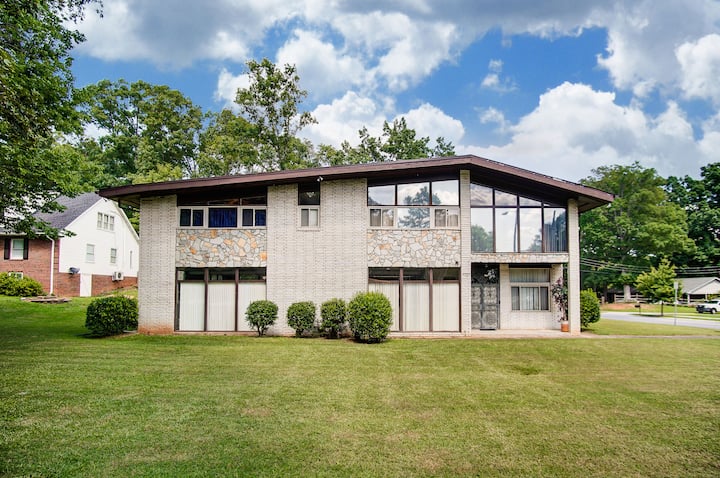 Very Large Charlotte Home With A Pool Table Gym Houses For Rent In Charlotte North Carolina United States