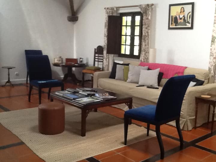 Large Tranquil Farm House In Arraiolos - Arraiolos