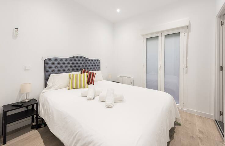 MODERN WITH IDEAL LOCATION NEXT TO ATOCHA STATION gallery image 3