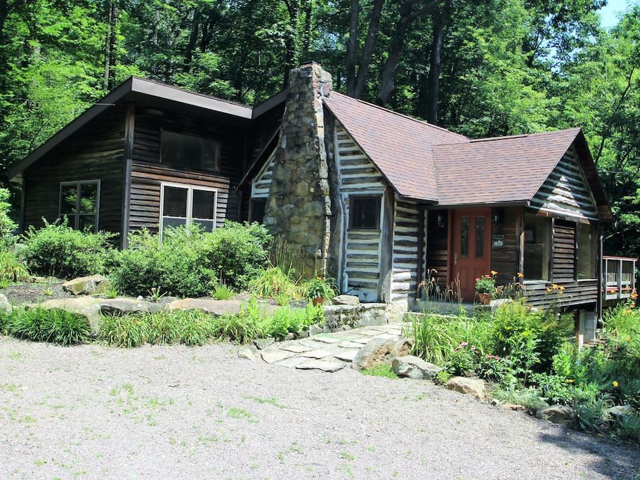 Rustic Luxury Cabin near Fallingwater and Ohiopyle Cabins for Rent in