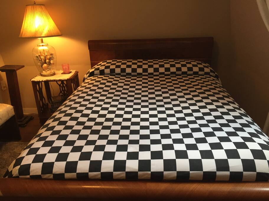 Full bed