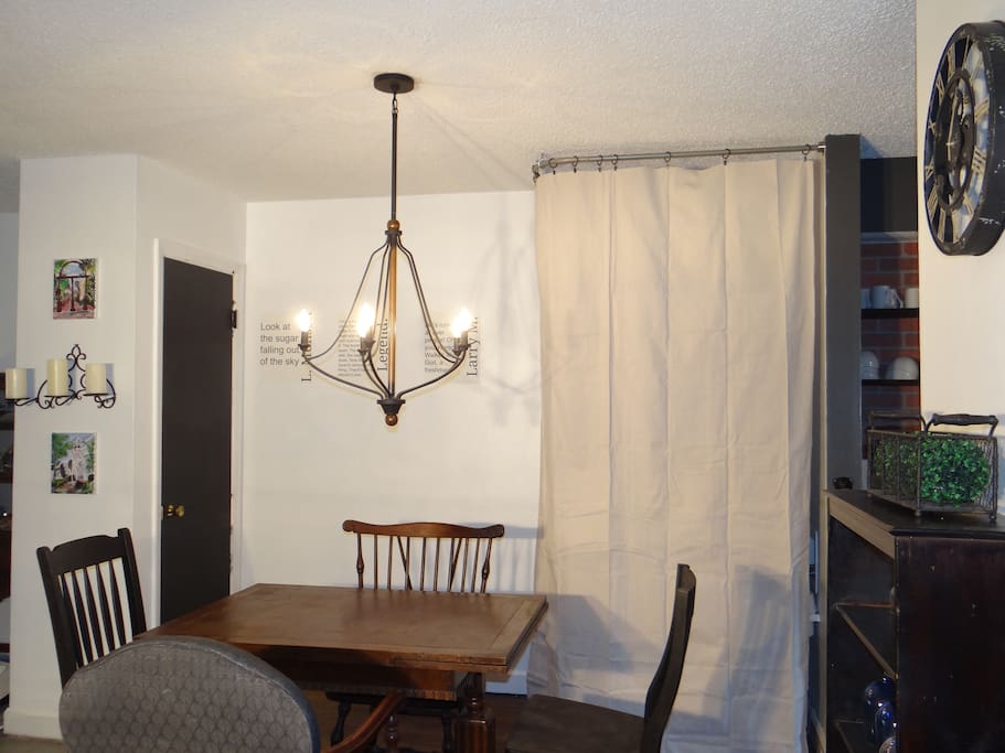 With this open floor plan, the dining room allows a great space for a small group of guests. A stackable washer / dryer is hidden but available for your use. (Note : washer has only hot water)