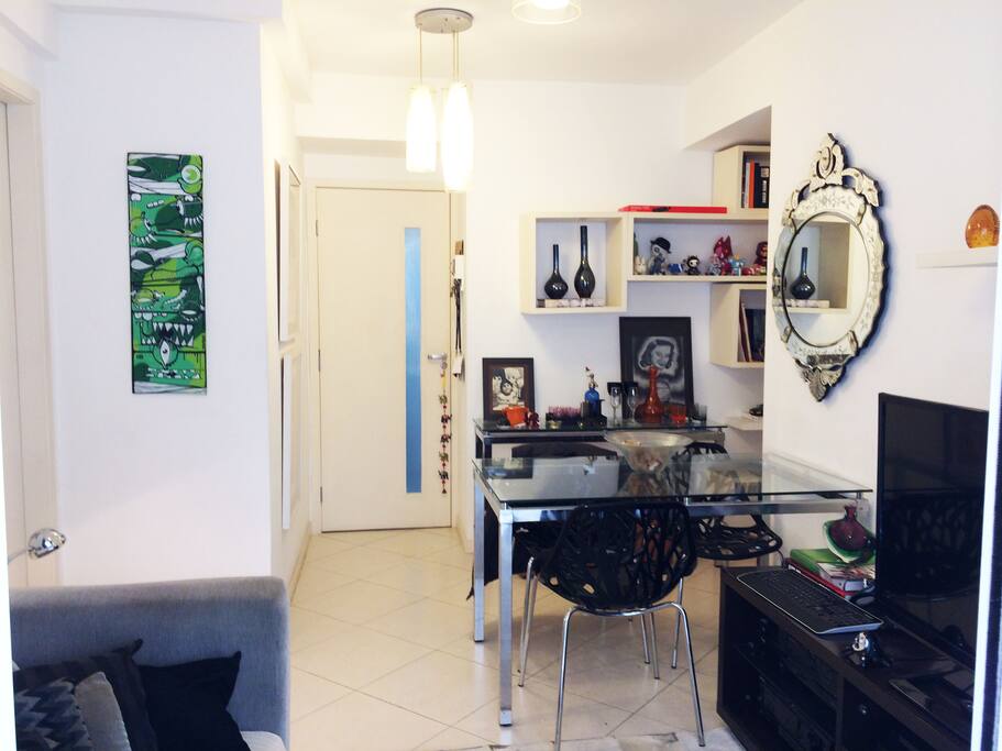 Living room.
Sala de estar.