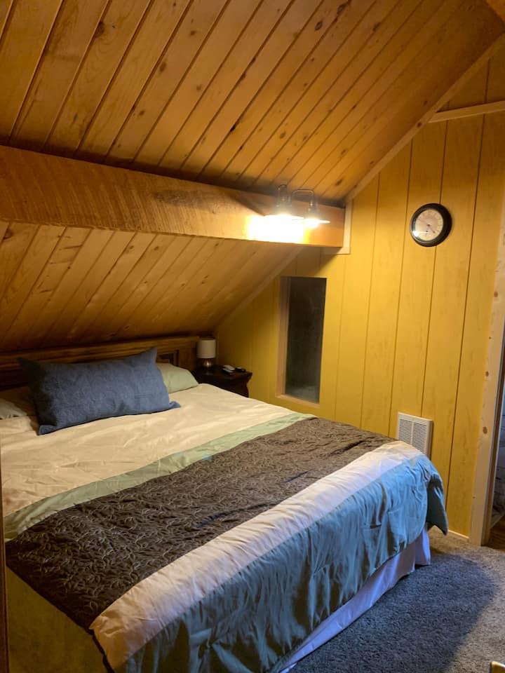 Kitanda aina ya King