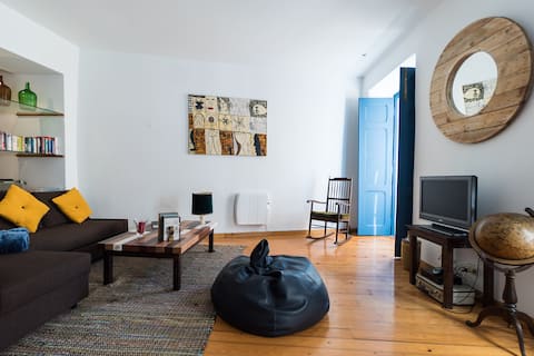 MOURARIA BLUES BROTHERS APT TERRACE