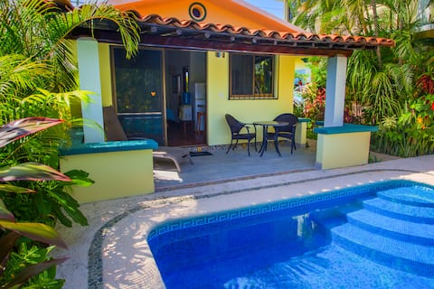 Top performing Airbnb: Beautiful Pool Bungalow with Starlink internet. in Puerto Escondido