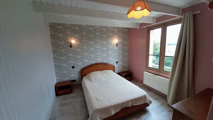 Ყვავილების ოთახის ხედი 1