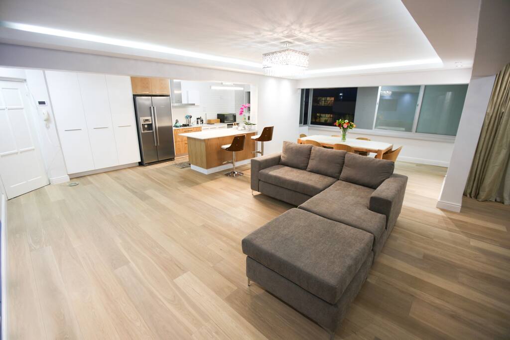 Lounge, Kitchen and Dinning Room