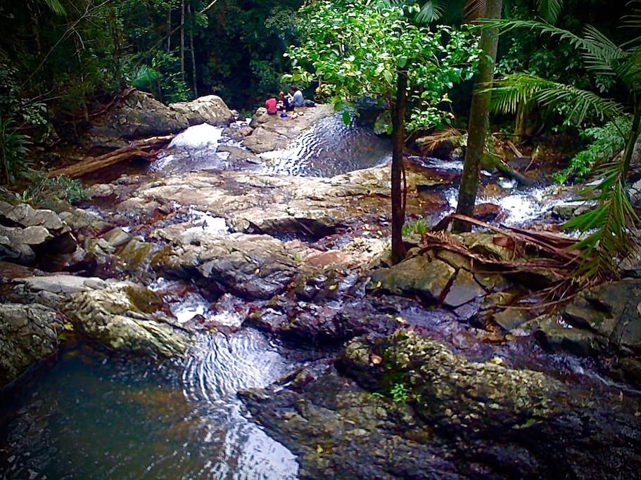 Greene's Falls accessible via the nearby Maiala Recreational area