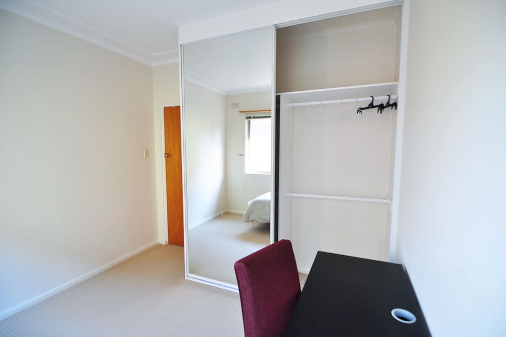 Bright, sunny, spacious room