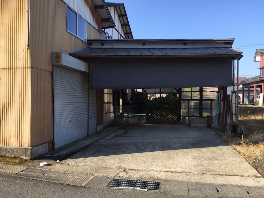 Entrance2