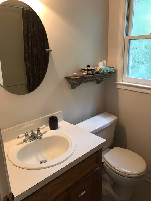 Guest bath.