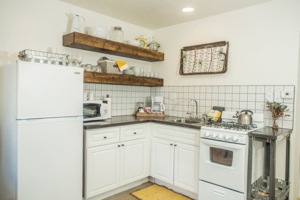 Brand new kitchen and appliances